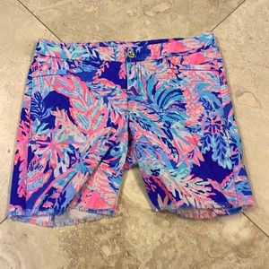 Lilly Pulitzer Size 8 Bermuda Shorts
